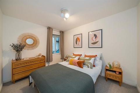 25 Millennium Place, London, E2 9NL