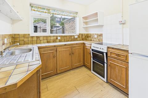 3 bedroom terraced house to rent, Marshall Road, Cambridge, Cambridgeshire