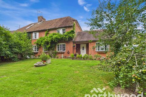 5 bedroom semi-detached house for sale, Hurst Lane, Ashford, Ashford, TN27