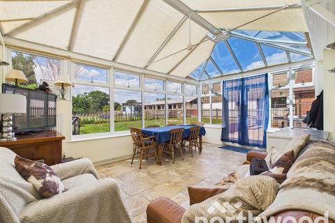 5 bedroom semi-detached house for sale, Hurst Lane, Ashford, Ashford, TN27