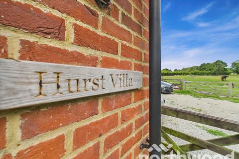 Hurst Lane, Ashford, Ashford, TN27