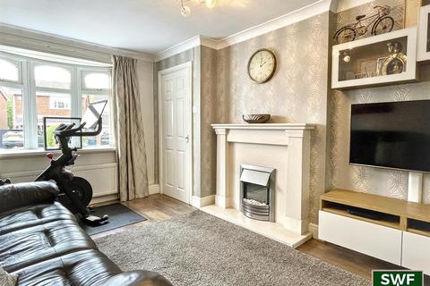 3 bedroom semi-detached house for sale, Bridgewater Drive, Bilston