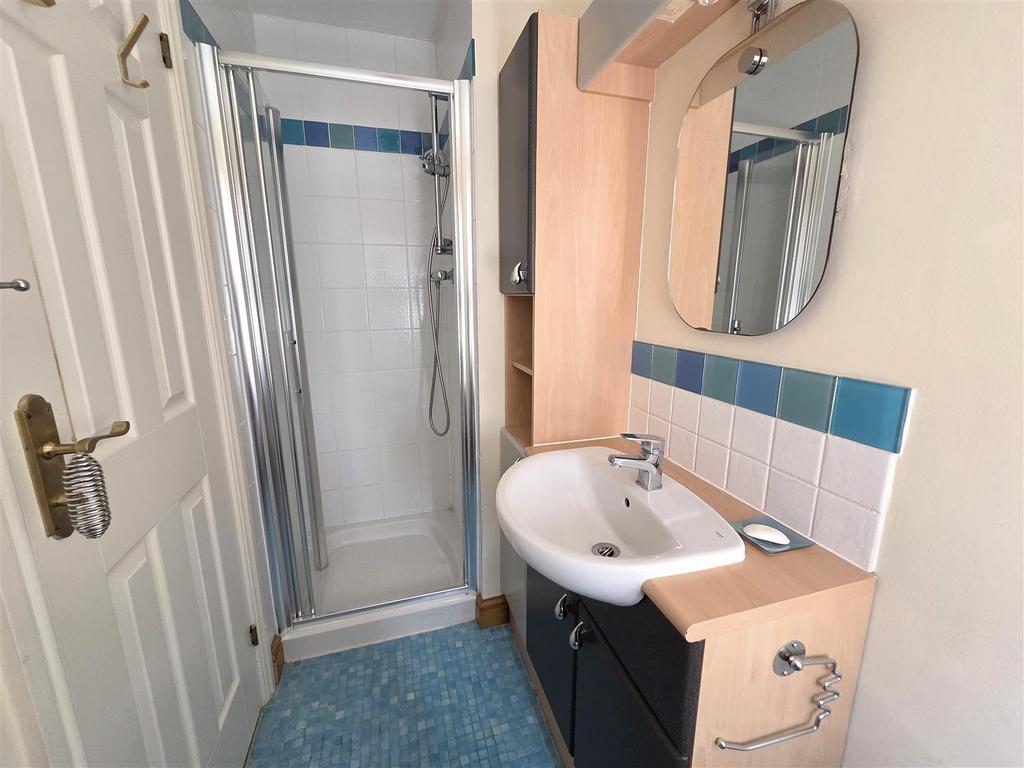 Ensuite Shower Room