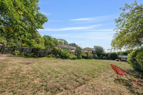 5 bedroom detached bungalow for sale, Hamlet Hill, Harlow CM19