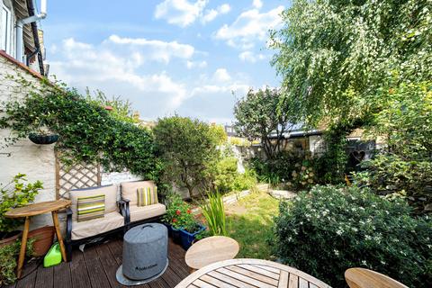 38 Abbey Road, London, SW19 2LZ