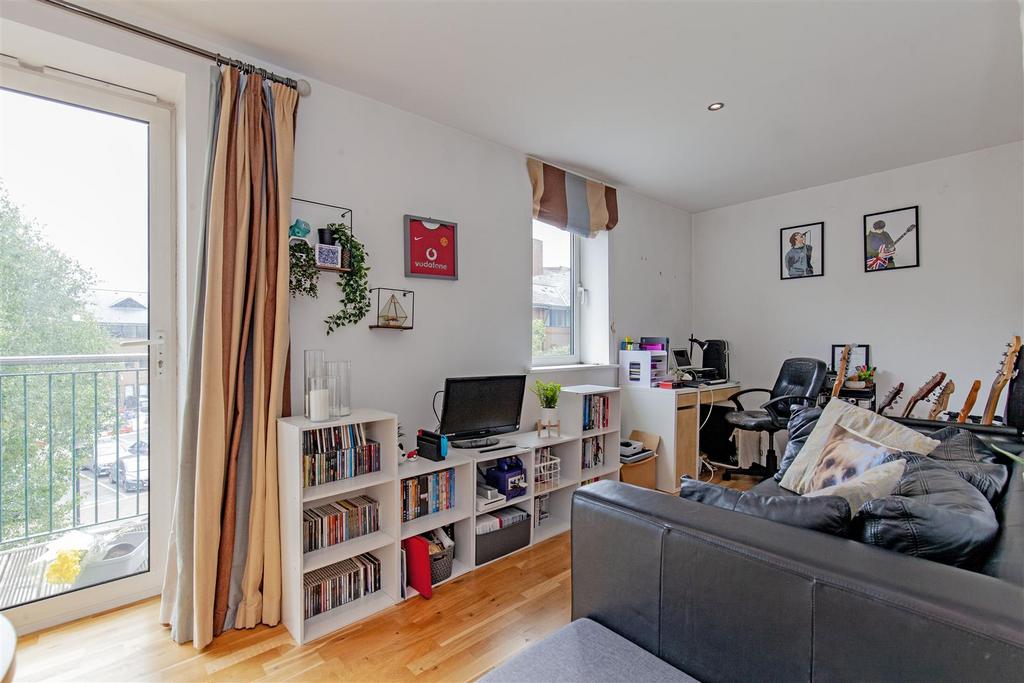 Sitting Room-2.jpg
