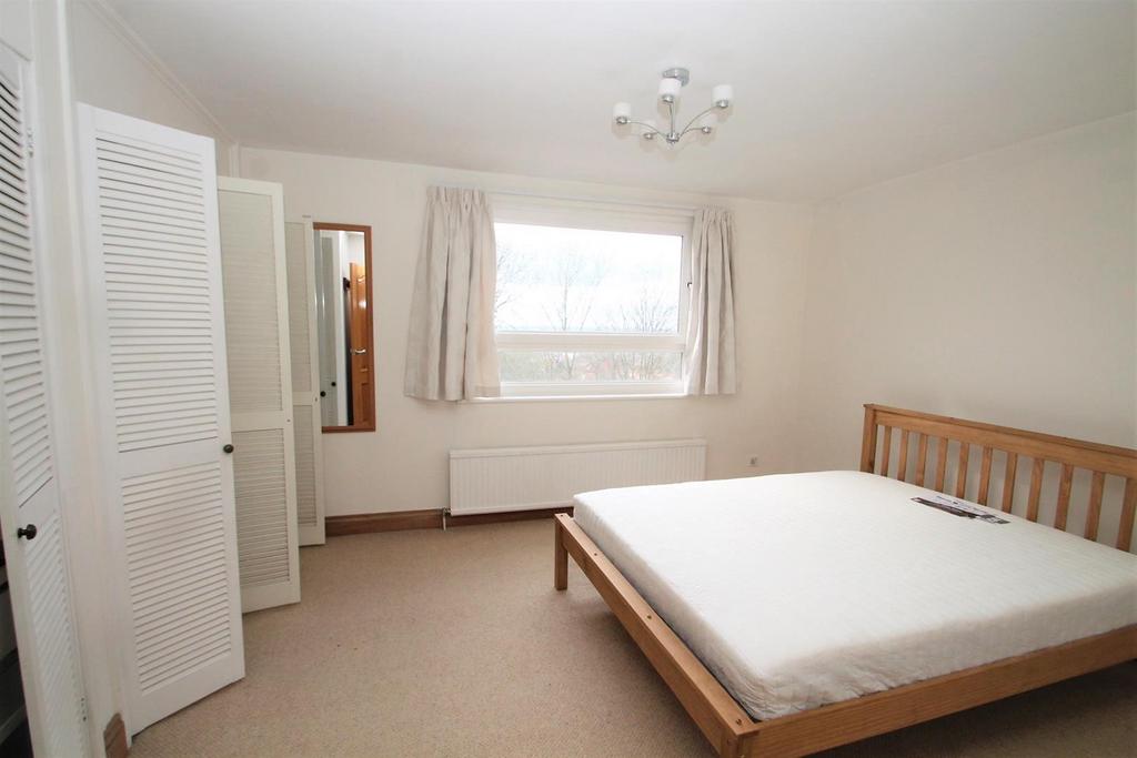 Bedroom 1.JPG
