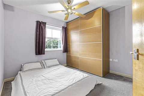 undefined, International Way, Sunbury-on-Thames, Surrey, TW16