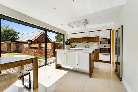 undefined, Saughall, Chester, Cheshire, CH1