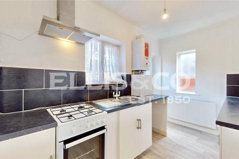 2 bedroom maisonette for sale, Milford Gardens, Wembley, HA0