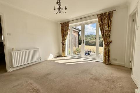 undefined, Poplar Close, Oversley Green, Alcester