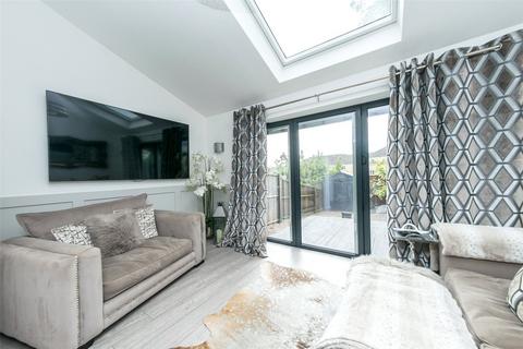 undefined, Intake Road, Pudsey, West Yorkshire