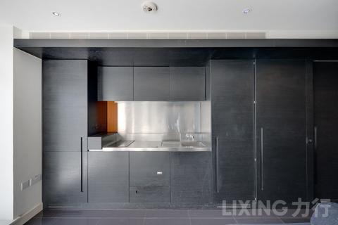 Studio for sale, Pan Peninsula Square, Canary Wharf, E14