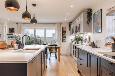 4 bedroom detached house for sale, Saxlingham Nethergate