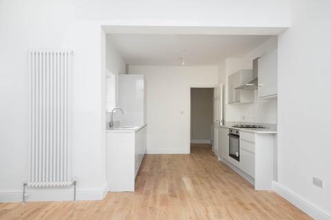 24 Leasowes Road, London, E10 7BE