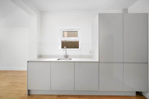 24 Leasowes Road, London, E10 7BE