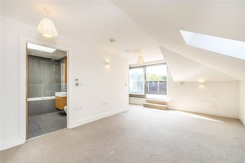 3 bedroom apartment to rent, Alexandra Road, London NW8