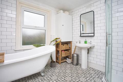 1 Bonsor Road, Folkestone, CT19 5ET