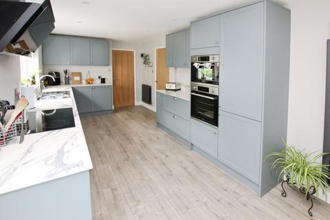 undefined, Saxilby, Lincoln, Lincolnshire, LN1