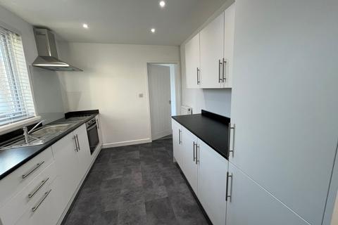 3 bedroom semi-detached house to rent, Everton Drive, Seaham, County Durham, SR7
