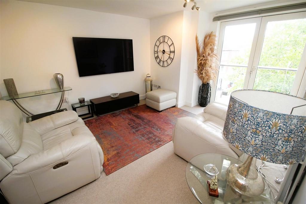 Living area.JPG
