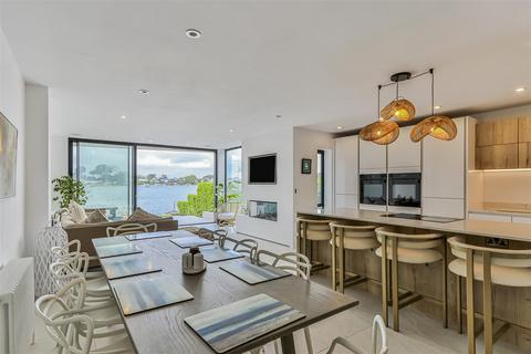4 bedroom detached house for sale, Lagoon Road, Lilliput
