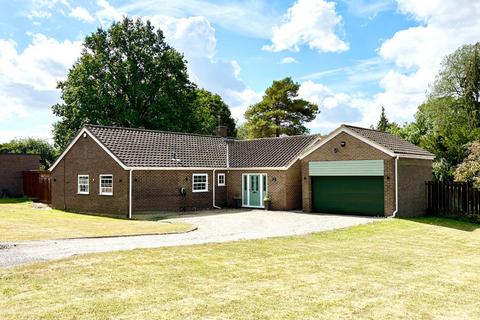 undefined, Essex, Harlow, CM17