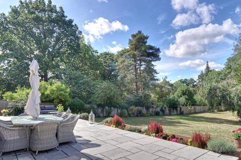 undefined, Essex, Harlow, CM17