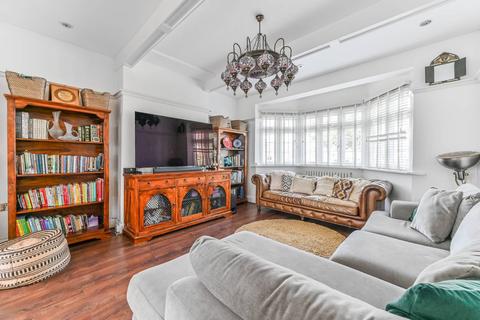 5 bedroom terraced house for sale, Hillcote Avenue, Norbury, London, SW16