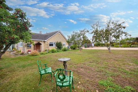 undefined, Newtown, Toddington, Cheltenham