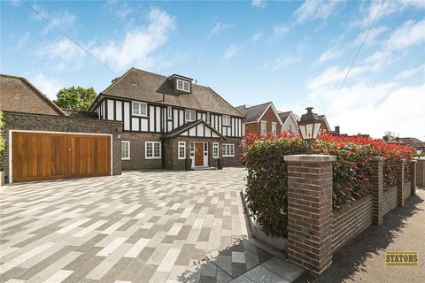 5 bedroom detached house for sale, Brookmans Avenue, Brookmans Park, Hertfordshire, AL9