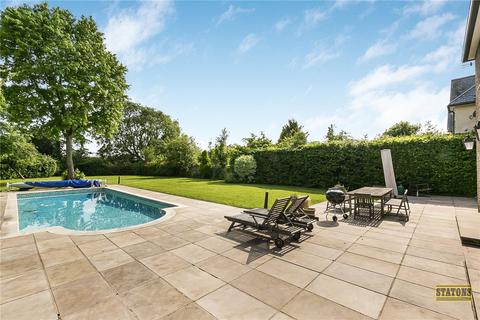 5 bedroom detached house for sale, Brookmans Avenue, Brookmans Park, Hertfordshire, AL9