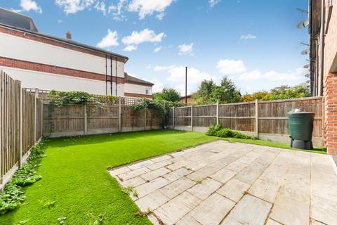 3 bedroom semi-detached house for sale, Reynard Way, Brentford