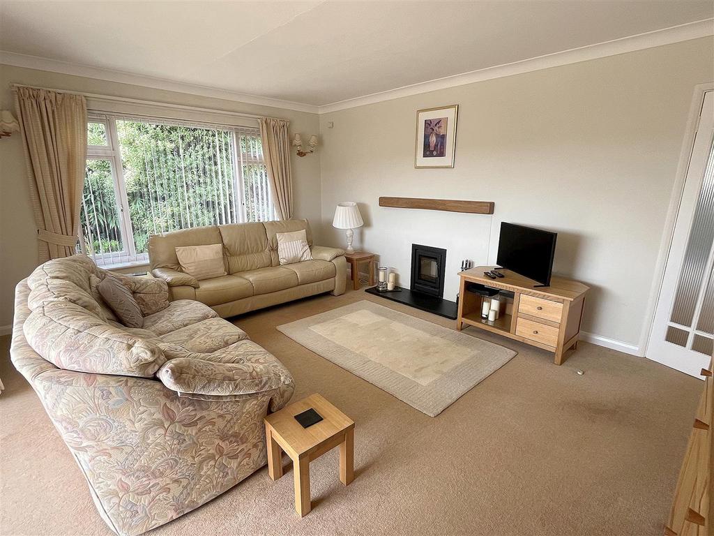 Sitting Room.jpg