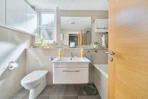 Flat B, 19 King Edwards Gardens, London, W3 9RE