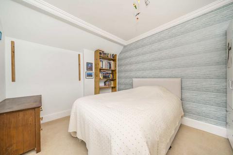 20 Lynton Road, New Malden, KT3 5EE