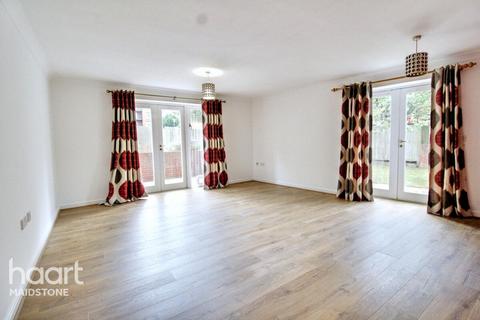 2 bedroom apartment for sale, Bambridge Court, Maidstone