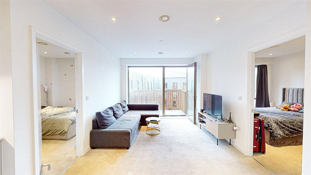 Local Crescent, Block B, Salford M5