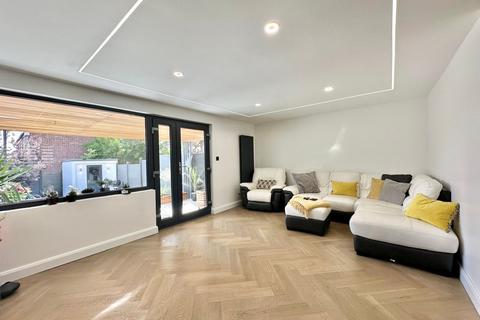 undefined, Newcome Road, Shenley, WD7