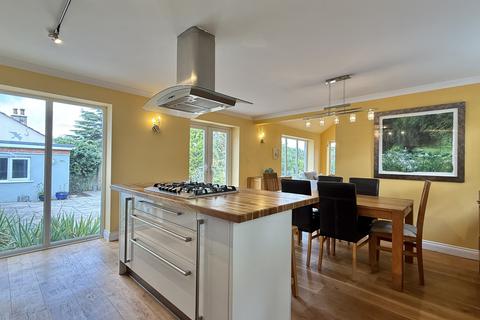 4 bedroom detached bungalow for sale, Orchard Close, Higher Sandygate, Kingsteignton, Newton Abbot