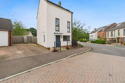 Cinders Crescent, Cinderford GL14