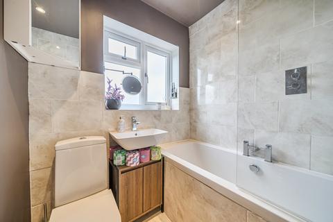 18 Barnstaple Road, Ruislip, HA4 0UP