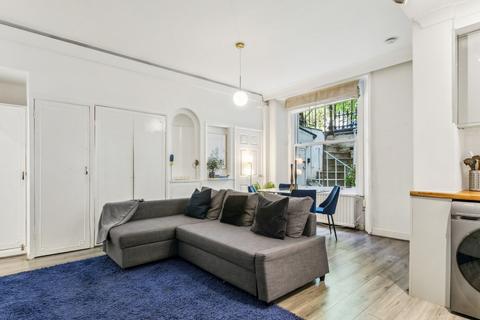 1 bedroom apartment to rent, Cornwall Gardens, London, SW7