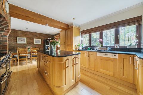 5 bedroom detached house for sale, Pinehurst Road, Southampton SO16