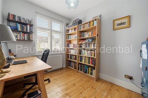 27 Sandringham Road, London, N22 6RB
