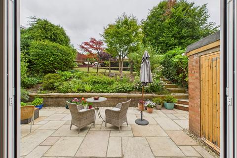 4 bedroom link detached house for sale, Greenridge, Penn