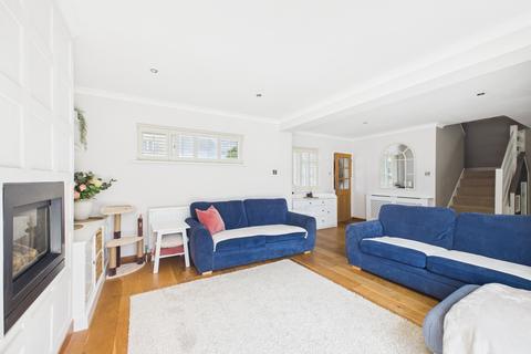 12 Grenville Way, Thame, OX9 3YW