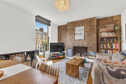 1 bedroom flat for sale, London N4