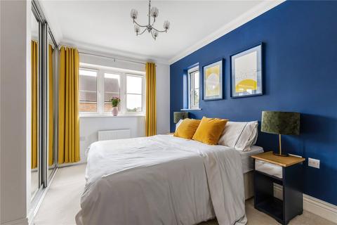 3 bedroom semi-detached house for sale, Skylark Place, Badshot Lea, Farnham, Surrey, GU9