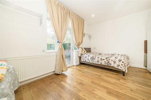 2 bedroom flat for sale, Fordwych Road, London NW2